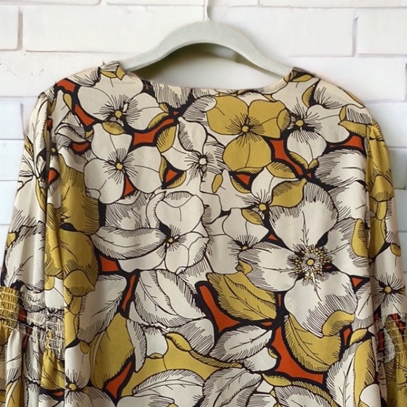 Cabi Sequel Blouse - Picture 8 of 12